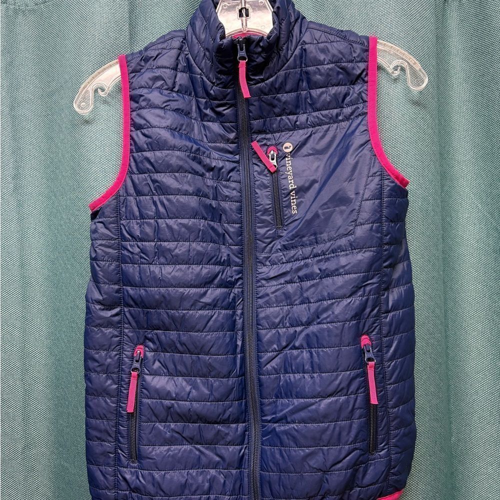 Vineyard Vine Performance Girls Blue and Pink Puffer Vest in Size L/14